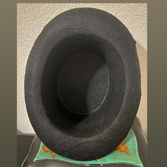 Adult New Year’s Eve felt Party Hat Glitter lettering - Picture 5 of 5